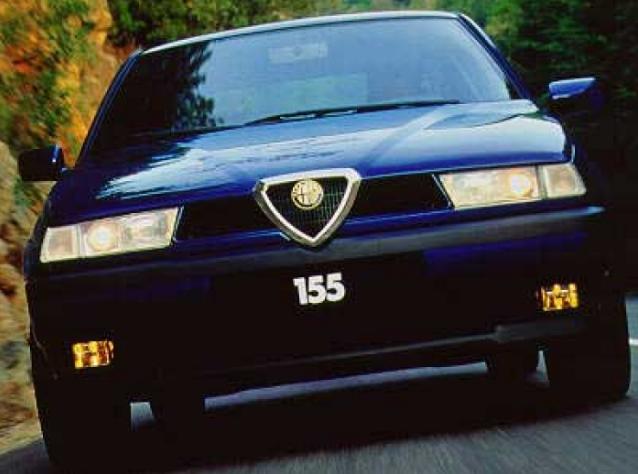 Автомобиль Alfa Romeo 155 2.0 I4 16V Q4 TD