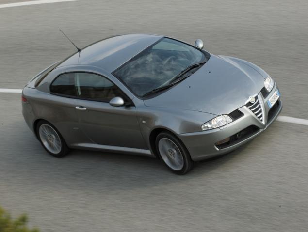 Автомобиль Alfa Romeo GT 3.2 MT