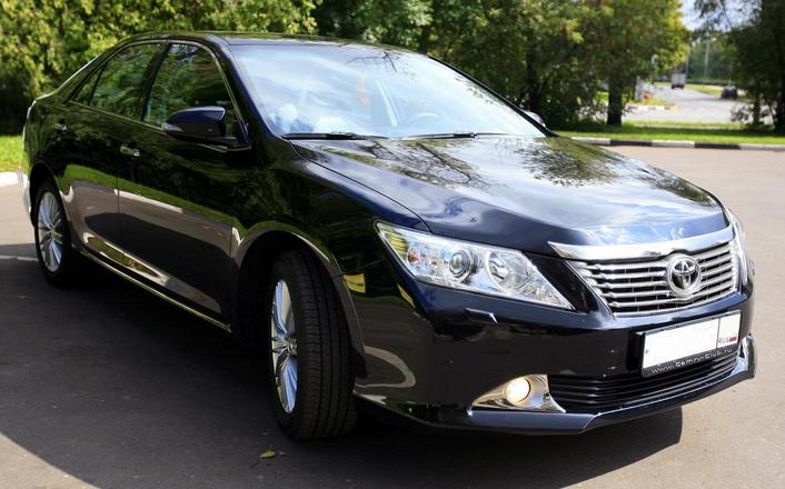 Toyota Camry VII 2.5 AT